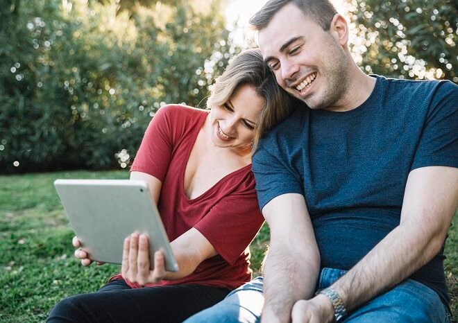 Why More Celebrities Are Finding Love Online in 2025