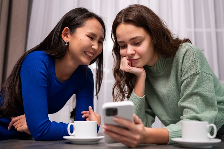 ChatGPT Helps Women Spot Height Lies on Dating Apps
